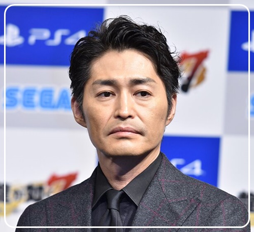 安田顕